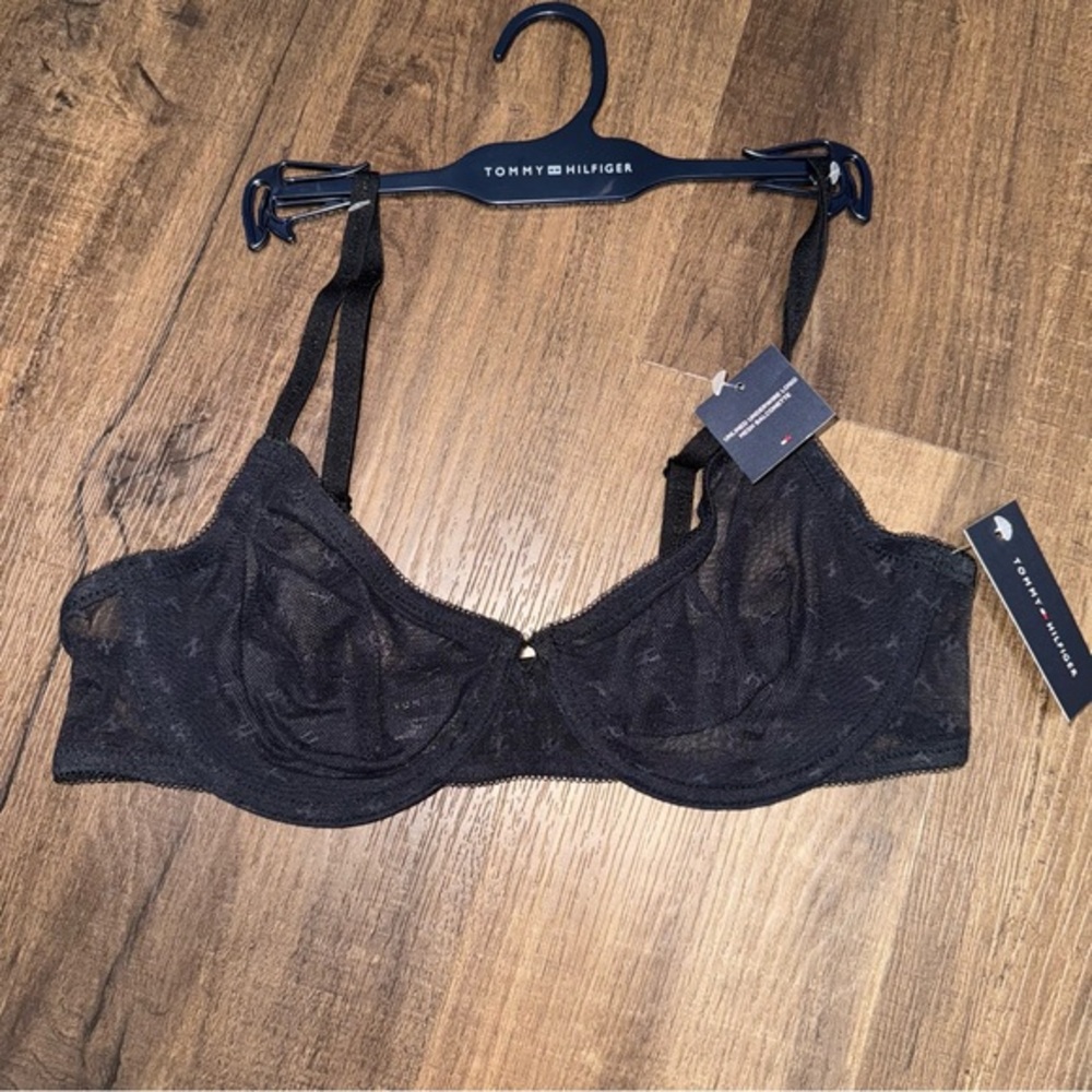 NWT Tommy Hilfiger Unlined Underwire Logo Mesh Balconette Bra